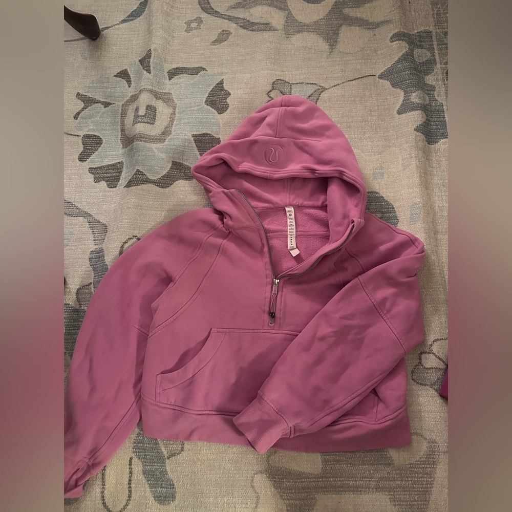 Lululemon Scuba